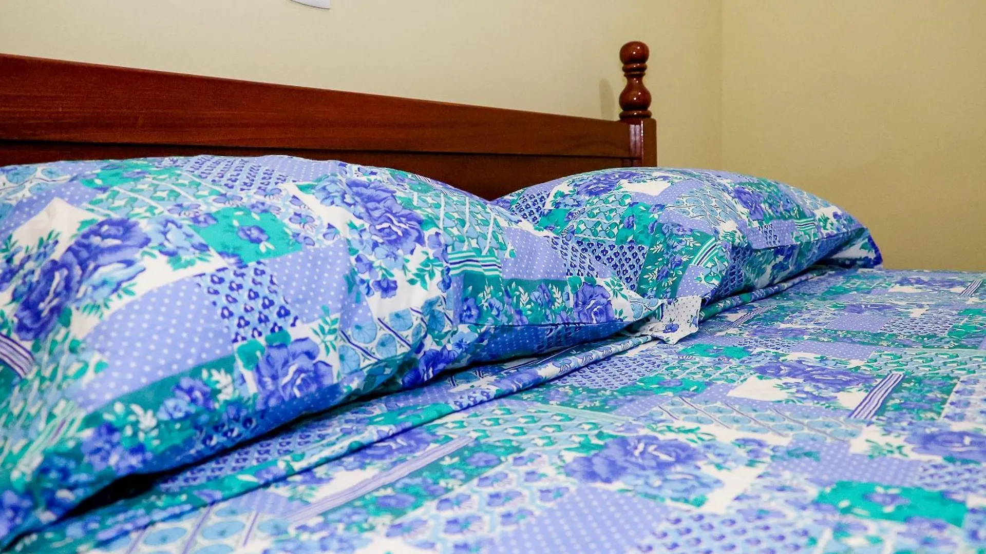 Fadias Quartos - Rooms Ribeira Grande